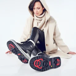 RITA - boots with pivoting grip